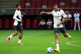 诺丁汉森林 诺丁汉森林